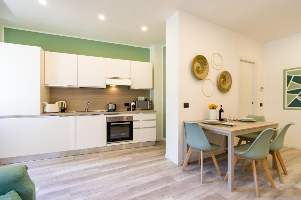 Green Pearl ✰✰✰✰✰ Appartamento A 100 Metri Dal Lago 아로나 외부 사진